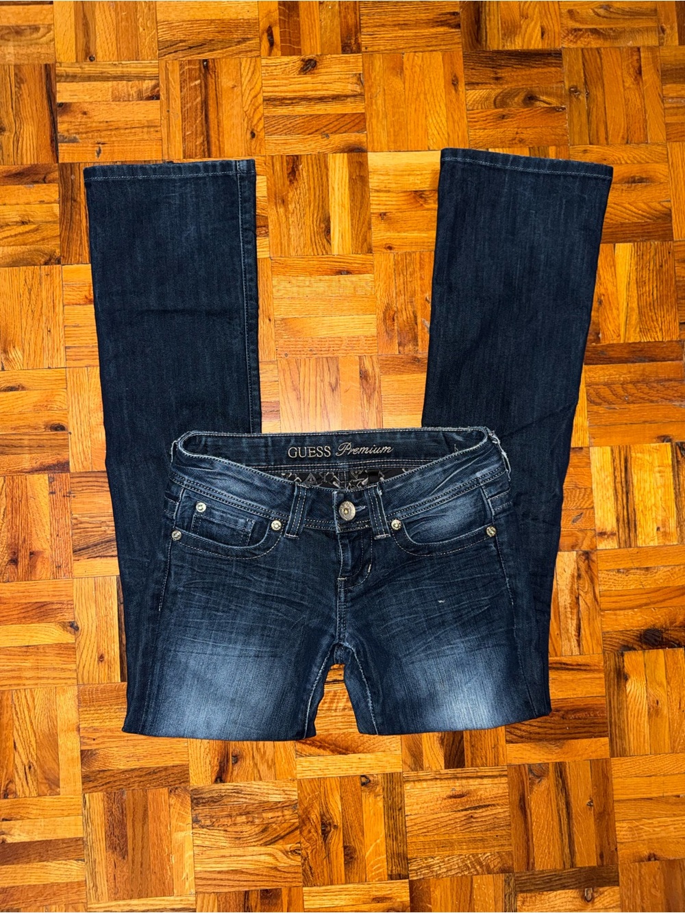 Guess Bootcut Jean